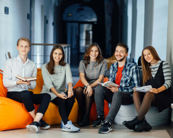 Students of EHU and Princeton will study together global history